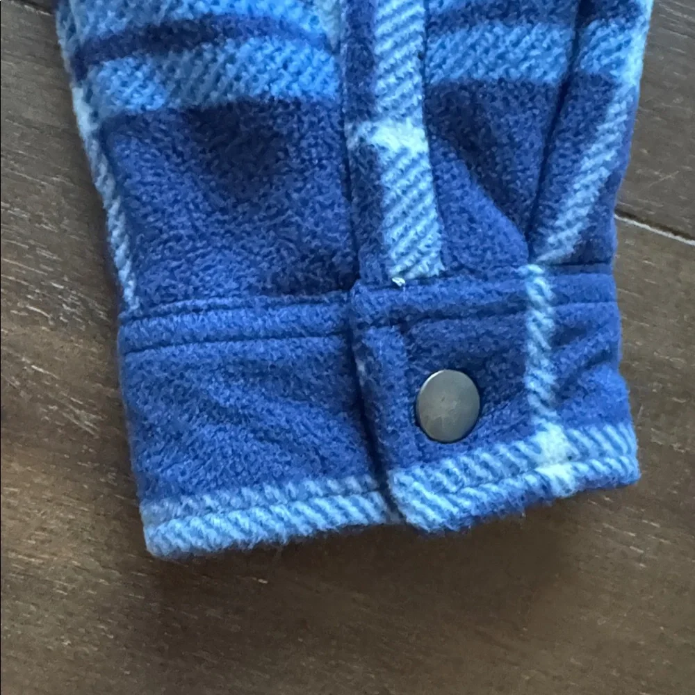 Size M (10-12) Freed Foundry blue plaid fleece Sherpa lined Shacket jacket